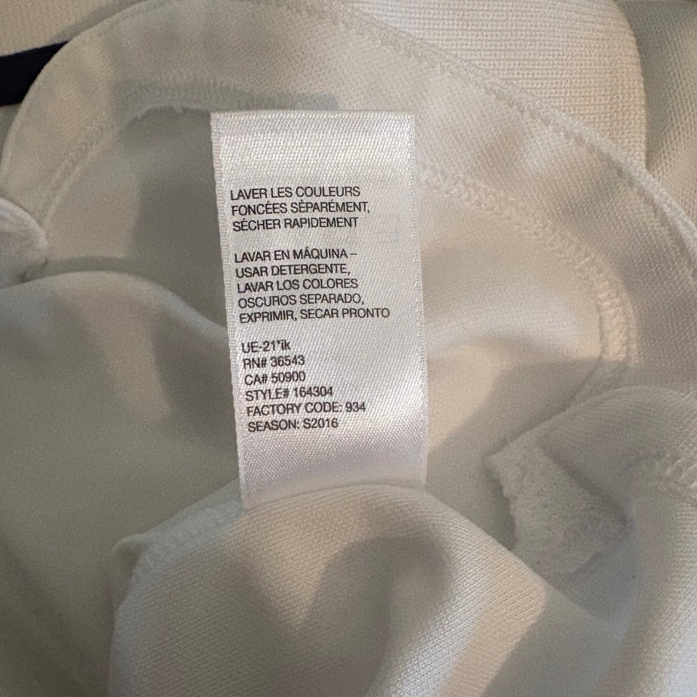Izod Golf White Collared Athletic Active Short Sleeve Golf Shirt (Women's XL) - Picture 5 of 6